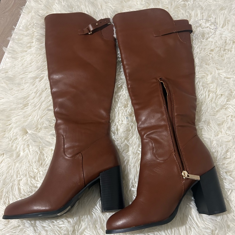 Dark Brown Knee-High Leather Boots size 6